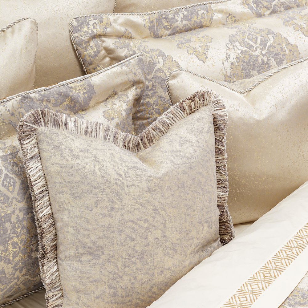 Bennett 9-Piece Queen Comforter Set - Champagne