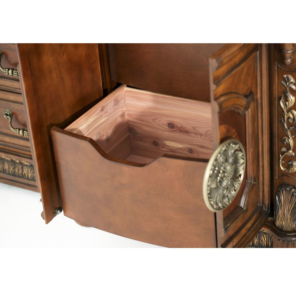 Villa Valencia Dresser - Classic Chestnut