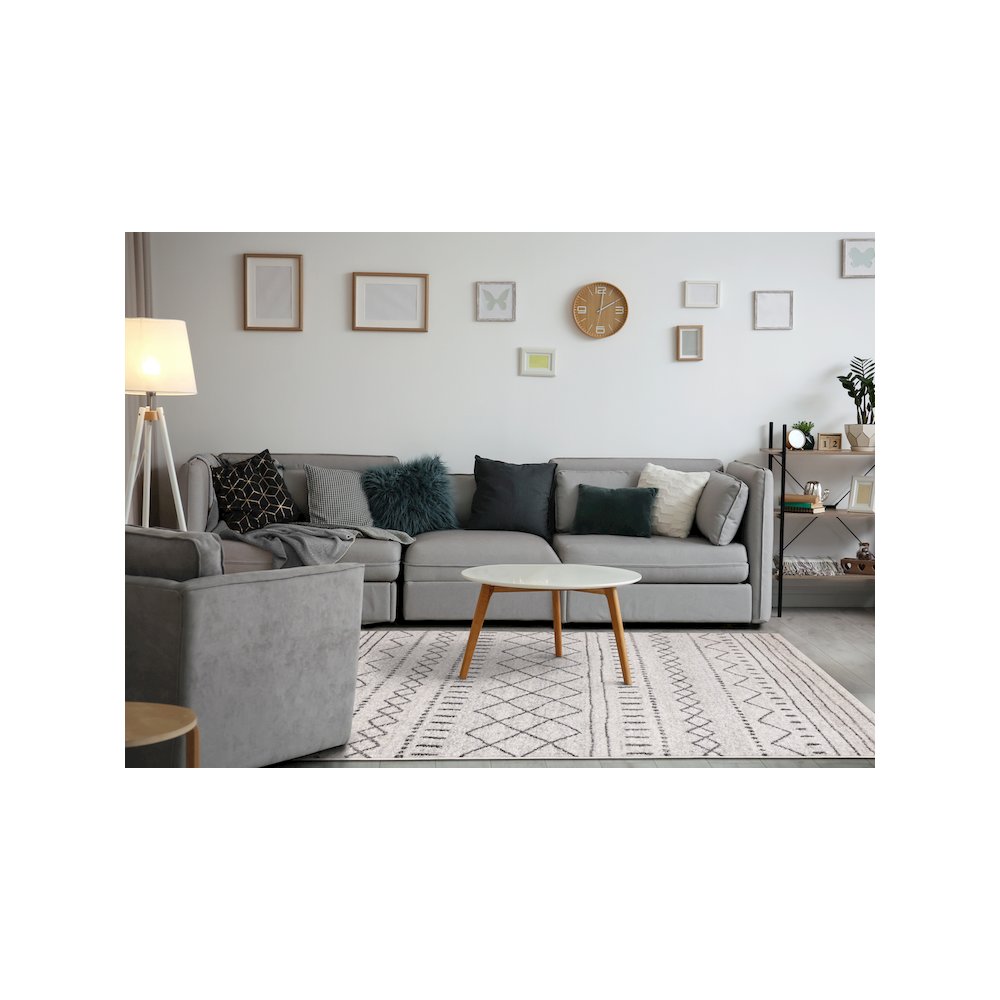 Lumos Grey White Tribal Patterned Rug, 7'10" x 10'6"