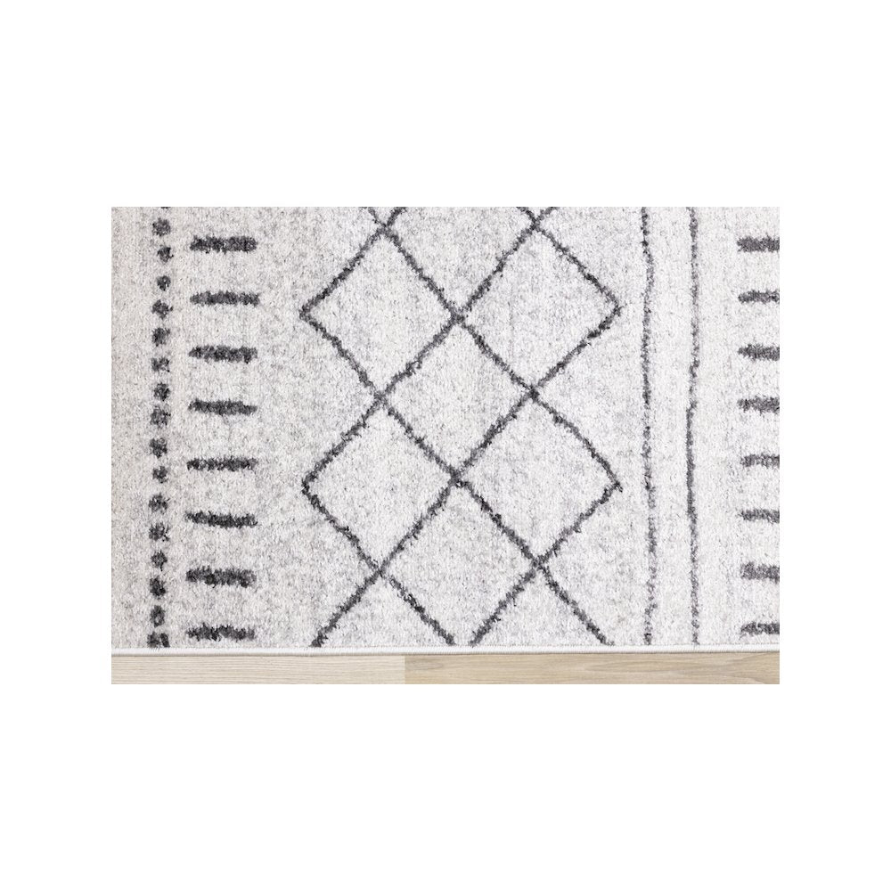 Lumos Grey White Tribal Patterned Rug, 7'10" x 10'6"