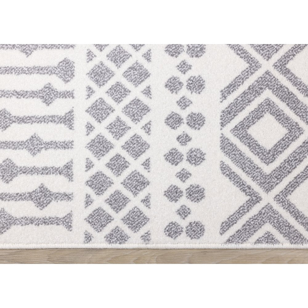 Claremont Grey White Southwest Area Rug, 5'3" x 7'7"