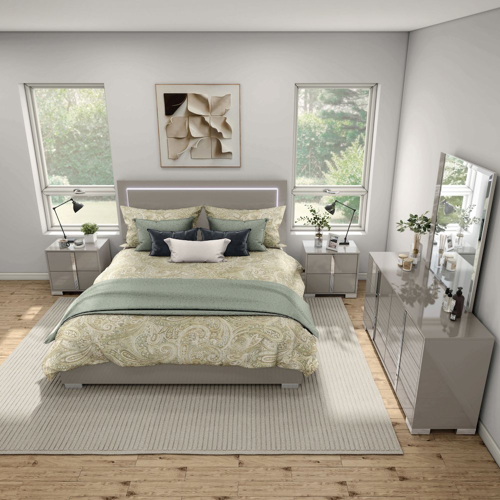 Jiar Modern 5-Piece Panel Bedroom Set with LED on Headboard