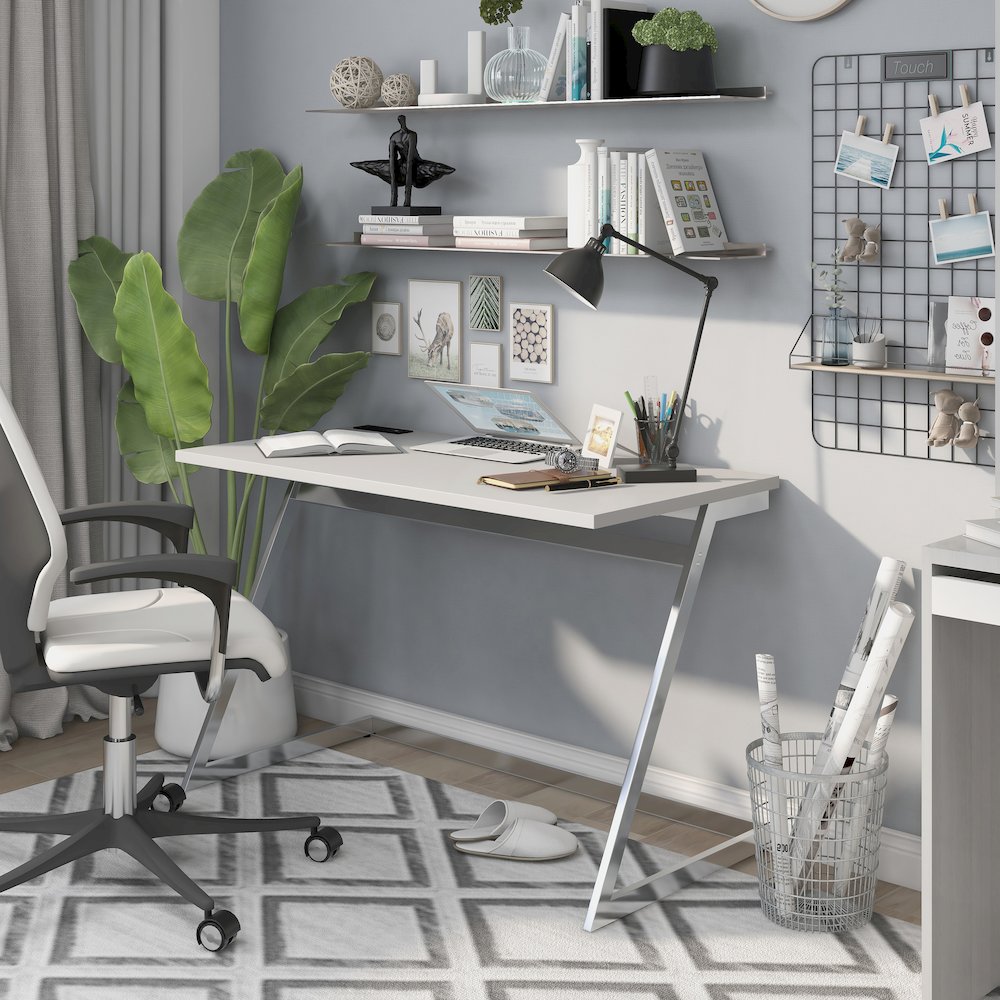Cornica Metal Writing Desk with USB