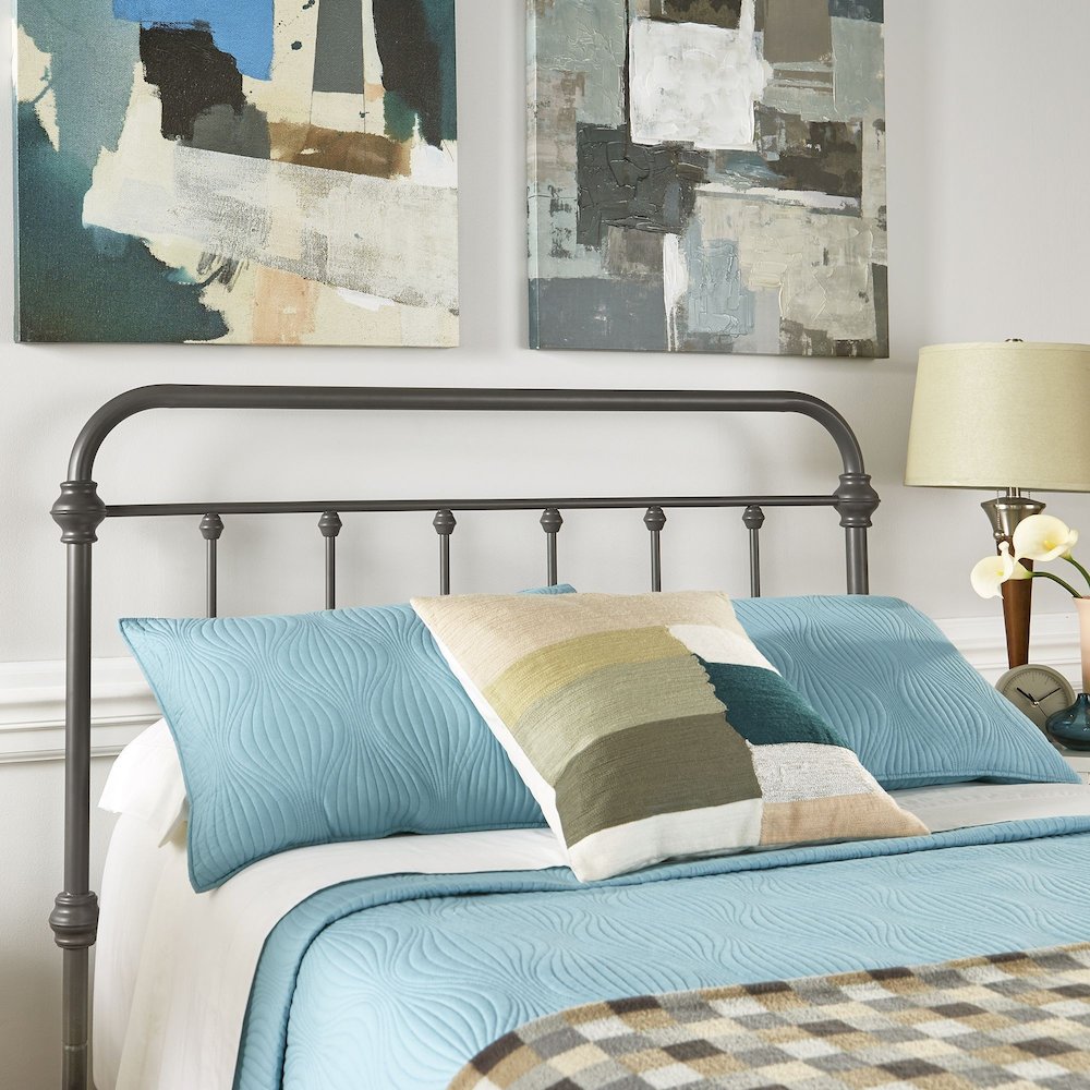 6 Spindles Frost Grey Metal Full Bed