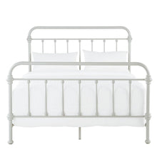 7 Spindles Silver Birch Metal Queen Bed