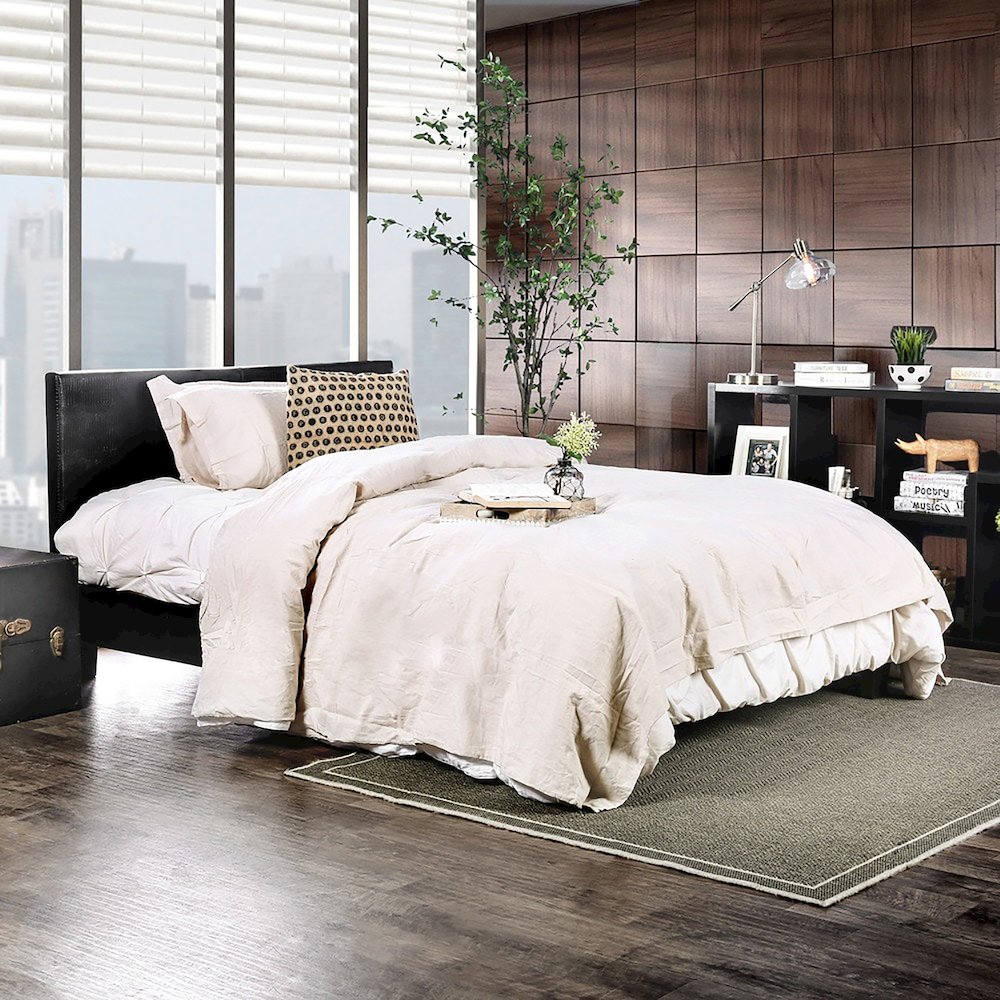 Nicole Wood Frame Faux Leather Platform Bed in Black