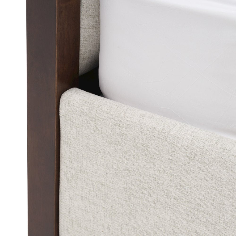 Modrest Manhattan - Eastern King Contemporary Cherry Canopy Bed
