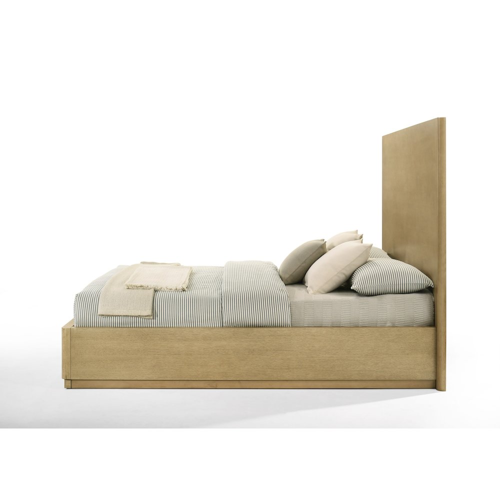 Nova Domus Santa Monica - Queen Modern Natural Oak Bed