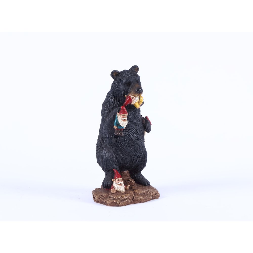 Gnomes In Trouble with Bear