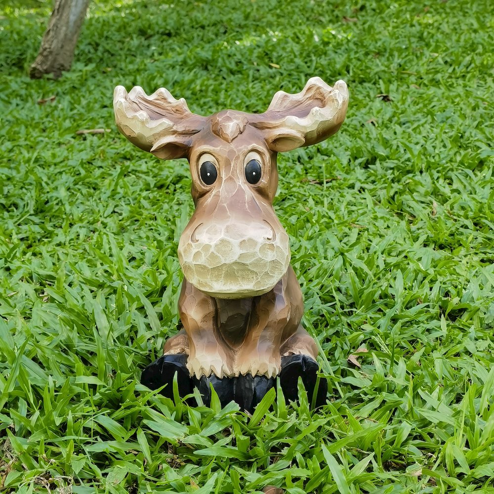 Sitting Moose Garden Statue Decor