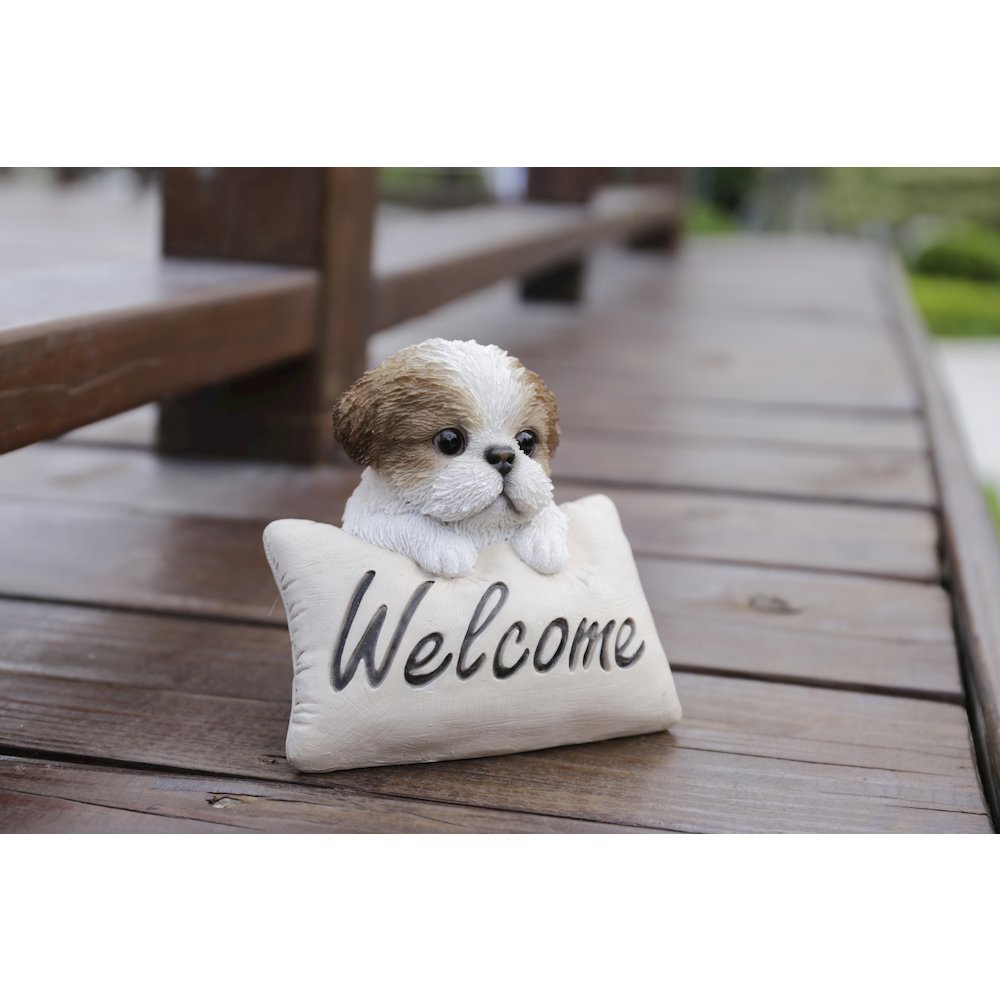 Brown & White Shih Tzu W/Welcome Sign