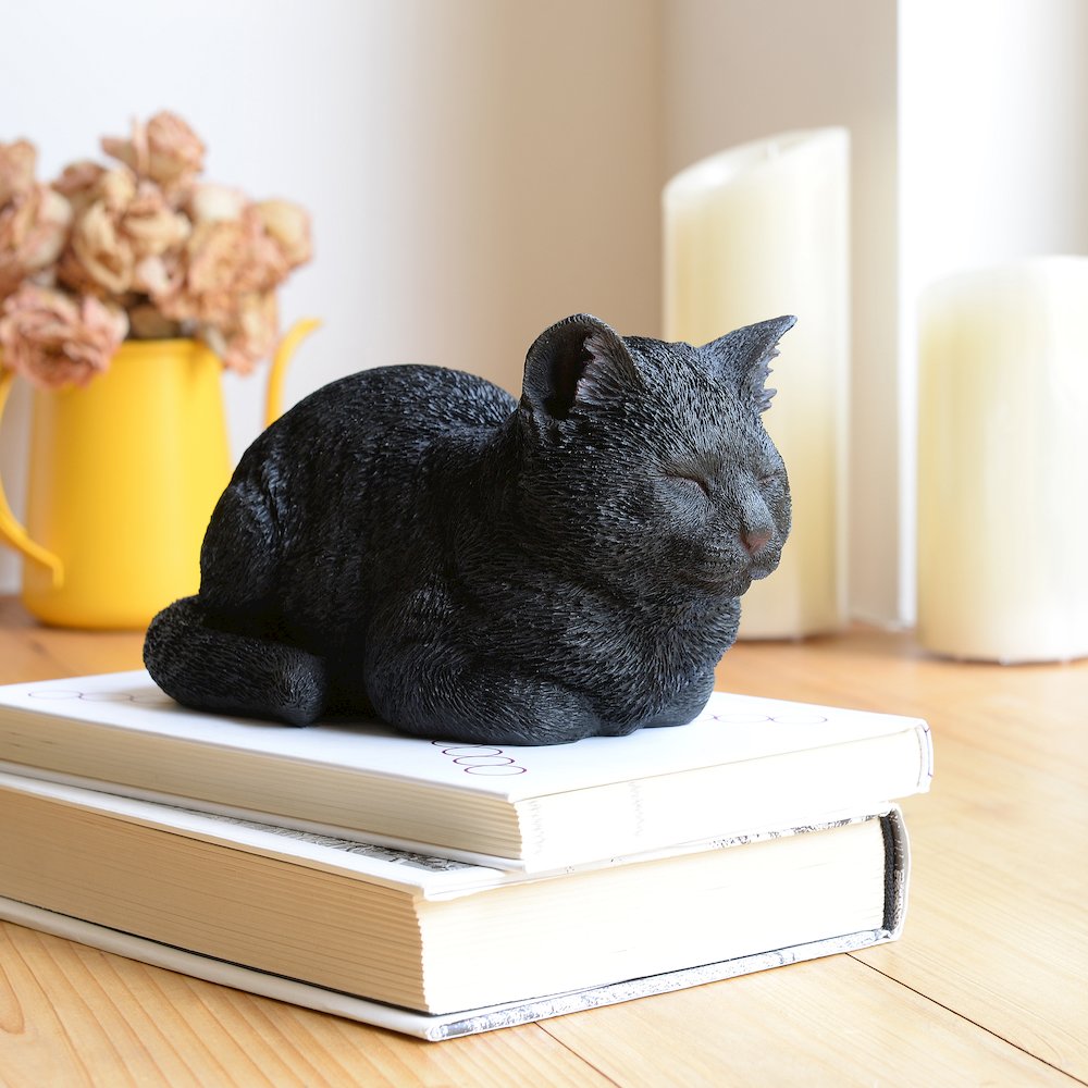 Serenity Snooze: Chic Black Polyresin Napping Cat Figurine