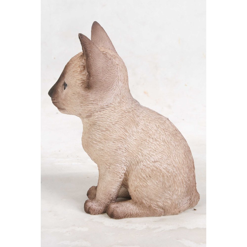 Siamese Kitten Statue