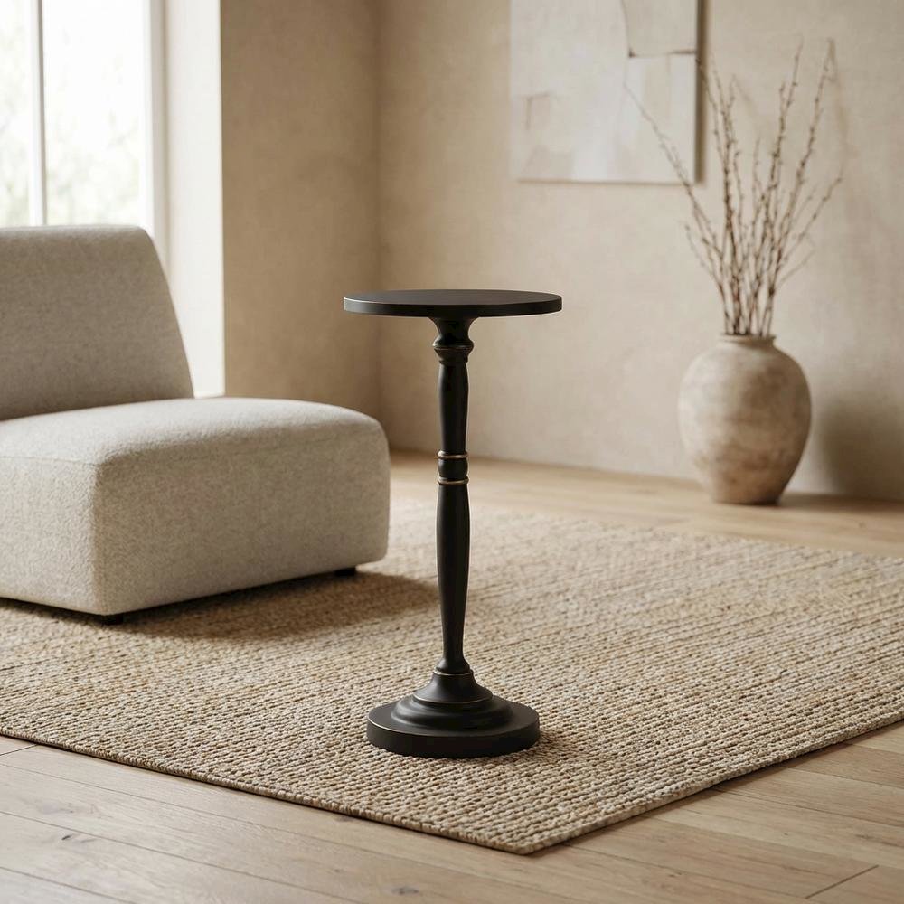 Round Metal End Table, Distressed Traditional Side Table for Living Room