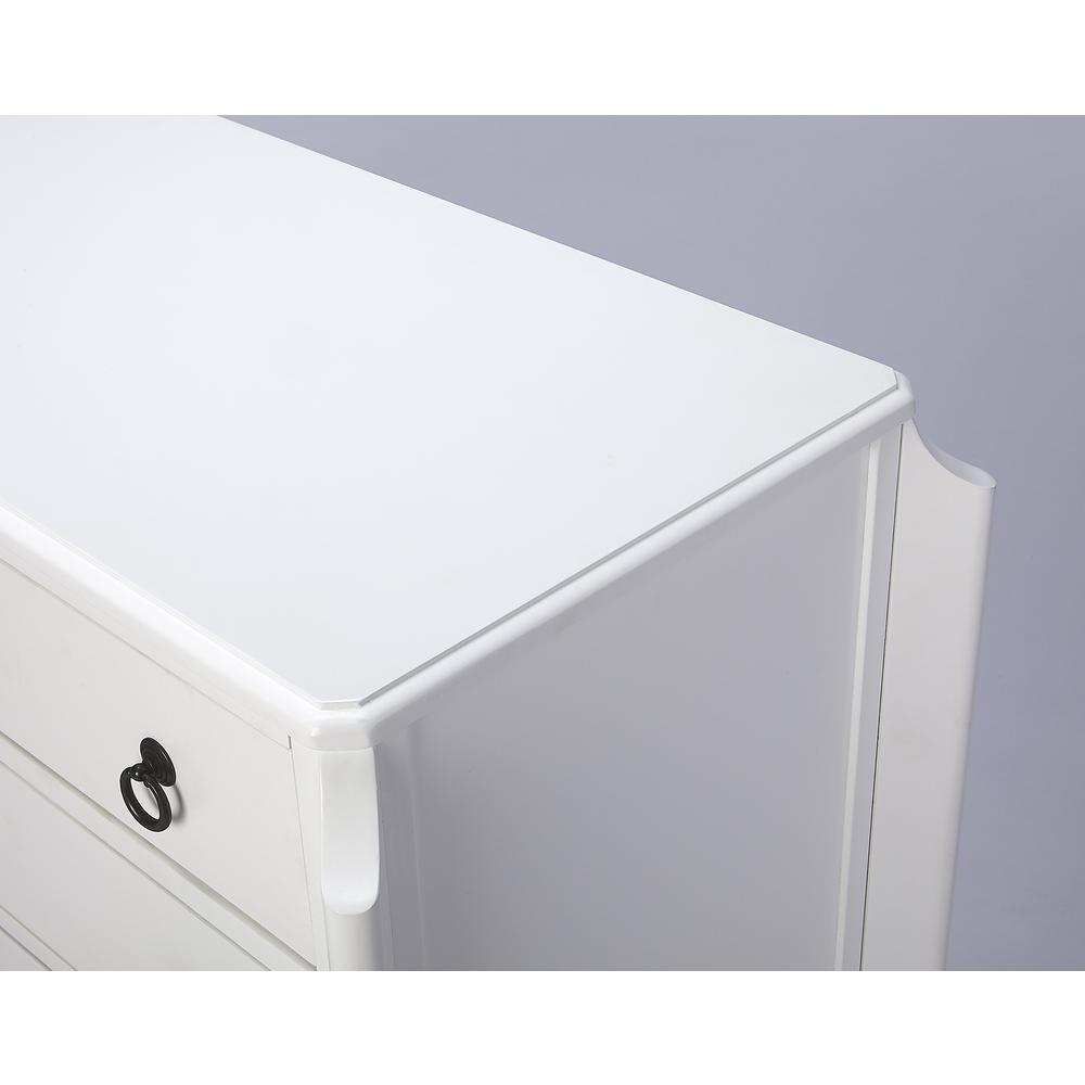 Wilshire Accent Chest, White