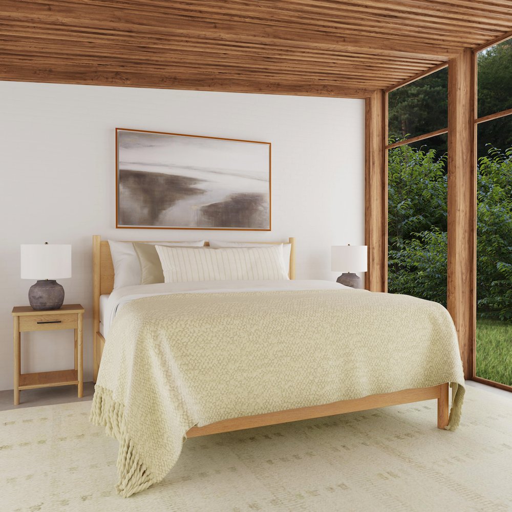 Lennon Rounded Leg  Platform King Bed, Light Brown