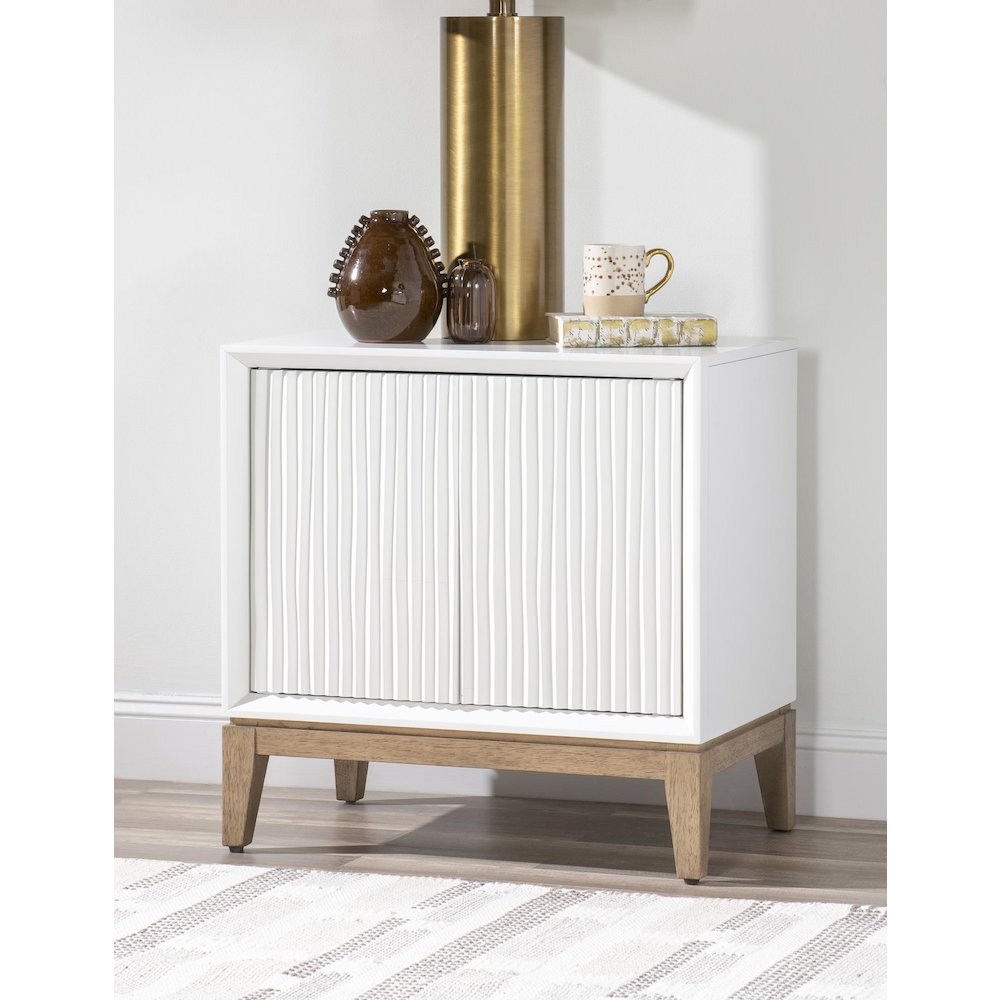 Melrose Door Nightstand (2 Fluted Doors, 1 Adj Shelf, Power)