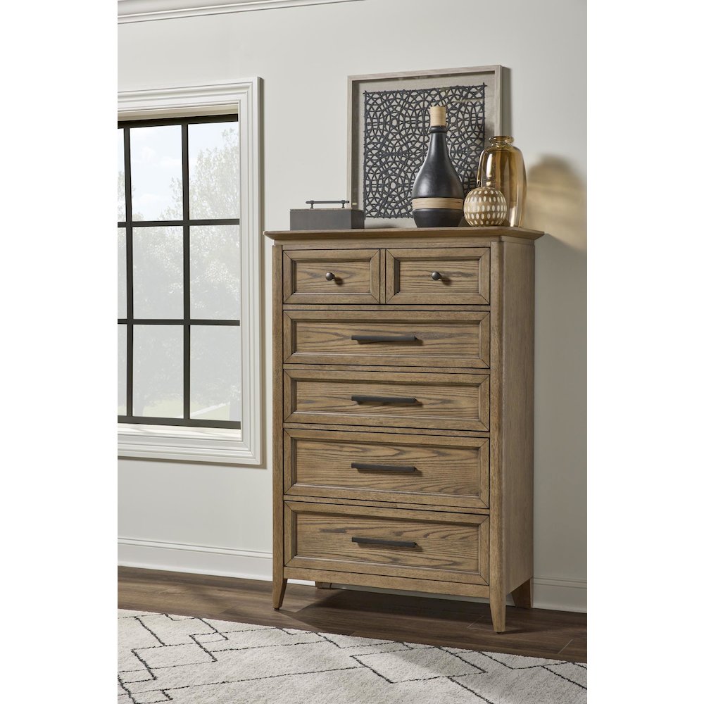Beacon Hill Drawer Chest (5 Drawers, Cedar Lined Bottom Drawer)
