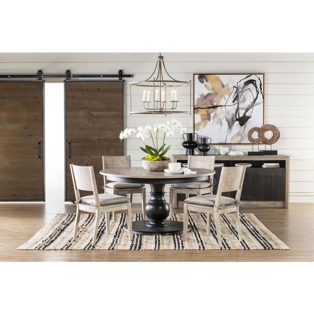 Halifax Friendship Table (With 2 Breadboard Leaves)