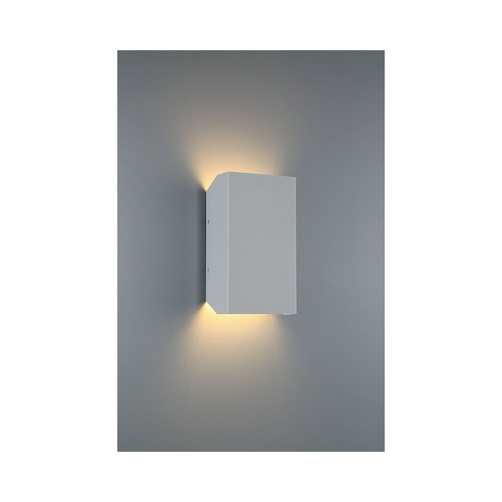 Bi-Directional Outdoor LED Wall Mount