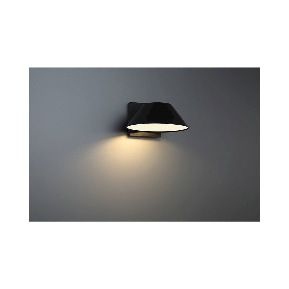 Outdoor LED Wall Mount