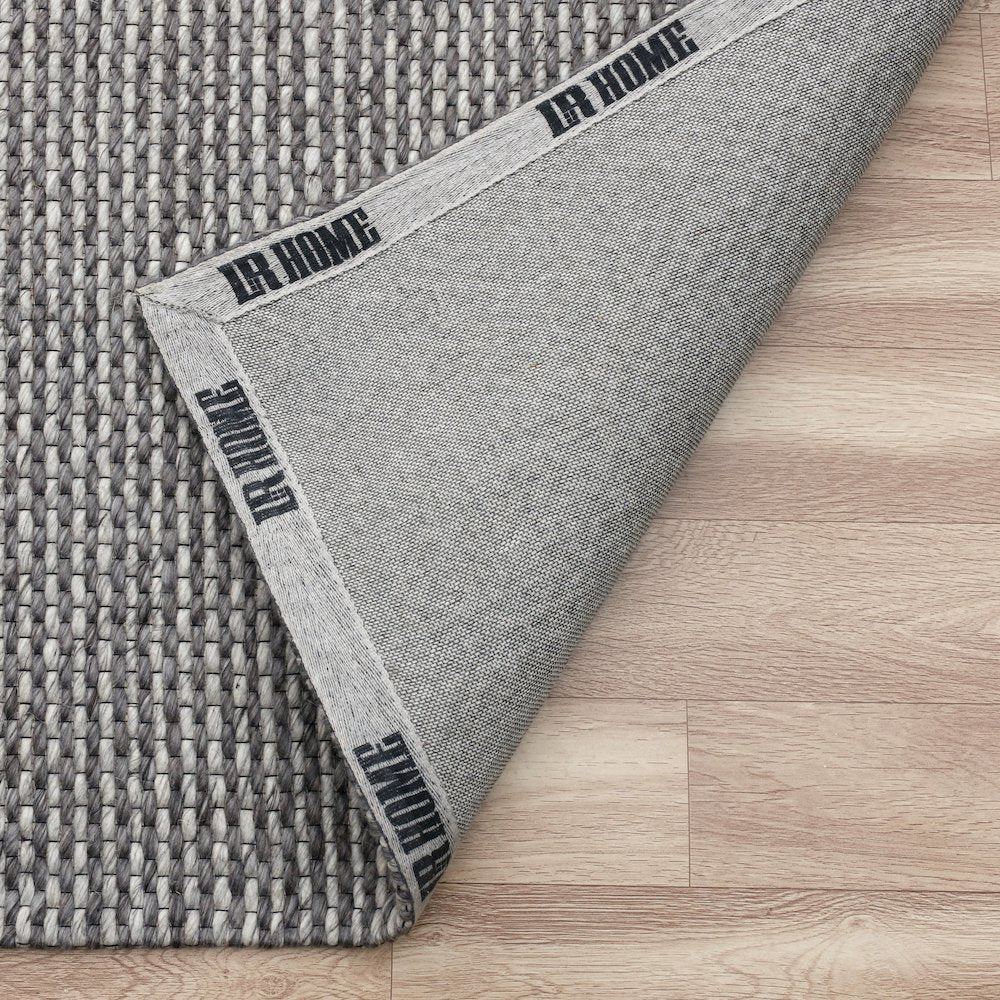 Bergen Wool Blend Area Rug Indoor in Gray/Silver, 5' x 7'9"