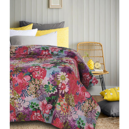 Coverlet Cotton in Red 96" x 110"