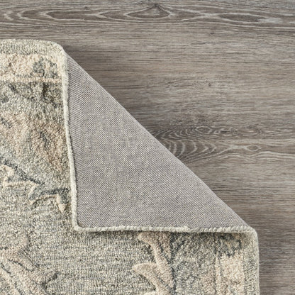Light Gray Traditional Botanical Area Rug 7'0"x9'0"