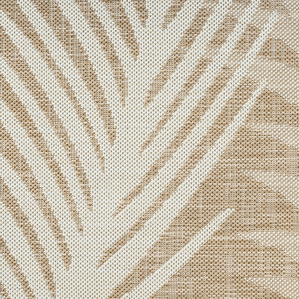 Captiva Durable Performance Area Rug Outdoor in Beige/Ivory, 6'6" x 9'