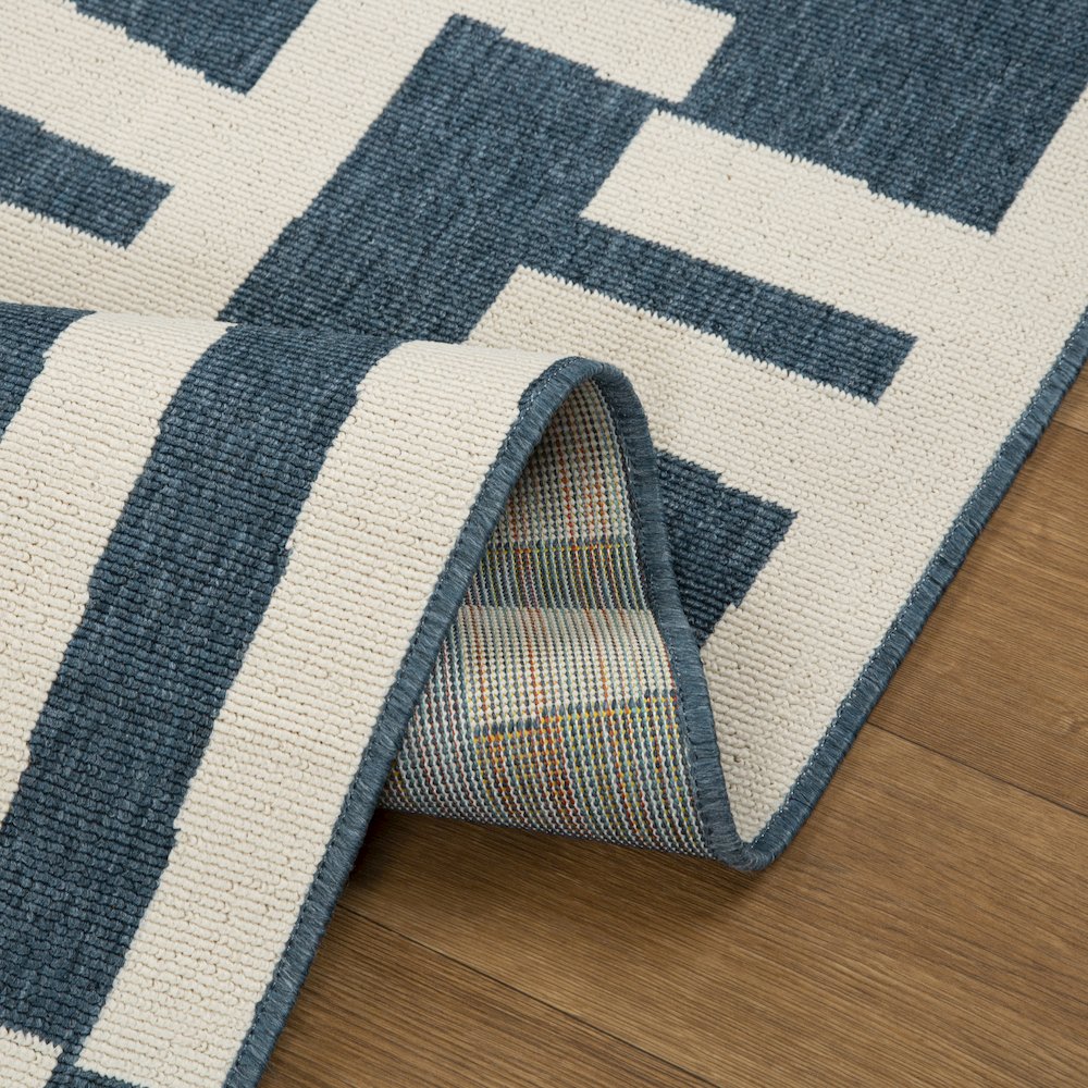 Mapa Durable Performance Area Rug Outdoor in Blue/White, 8' x 9'9"