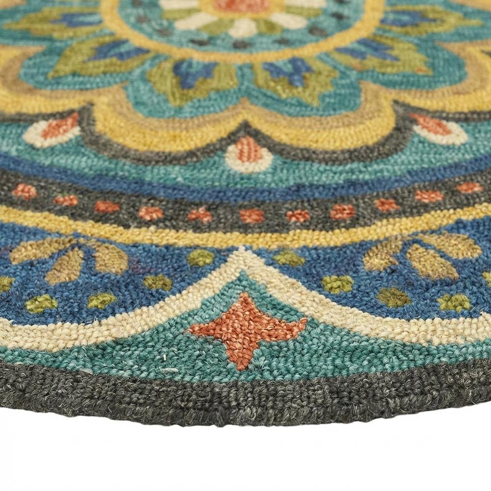 Bohemian Patterned Indoor Area Rug In Blue And Multicolored 4' Round