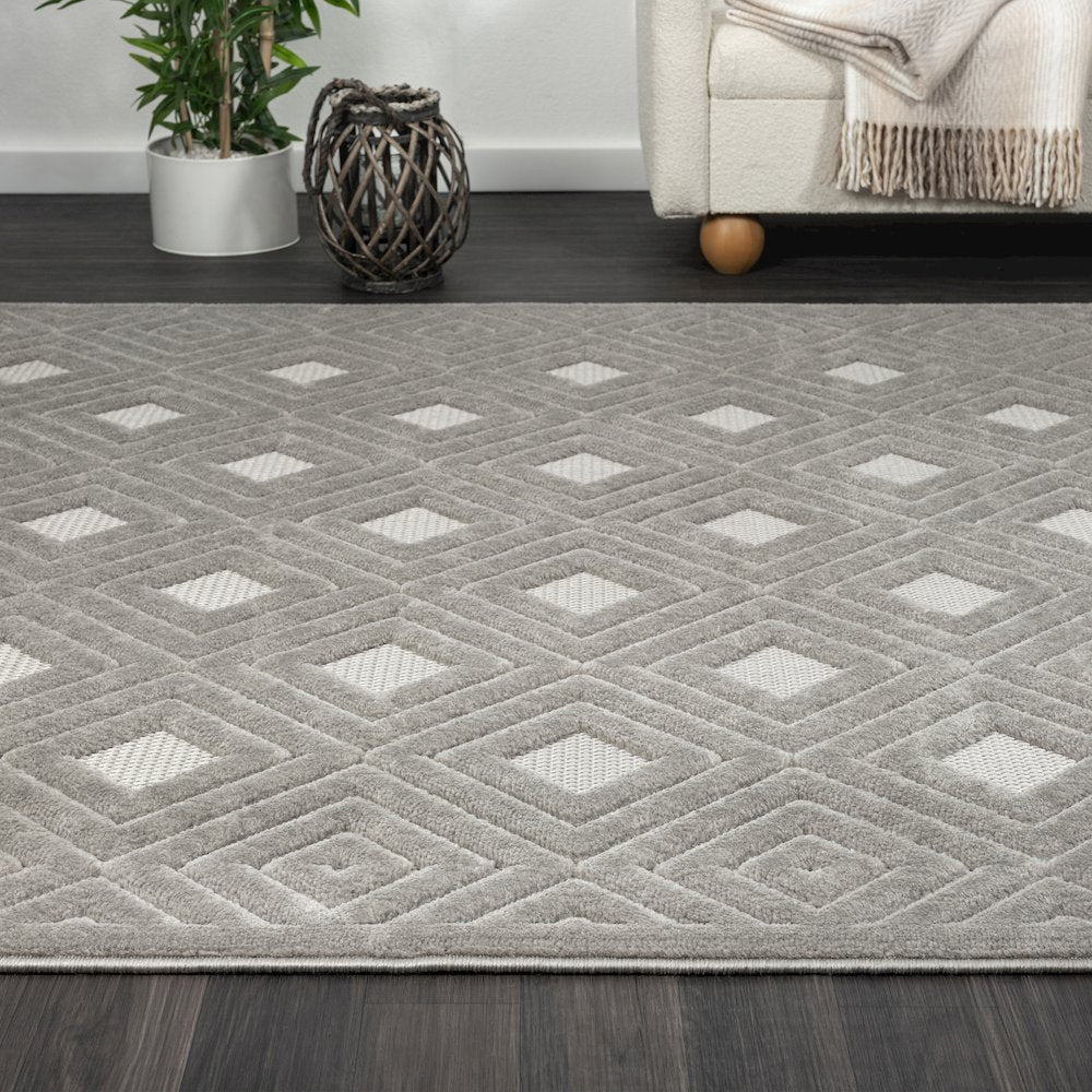 Atlas Durable Performance Area Rug Outdoor in Gray, 5' x 7'