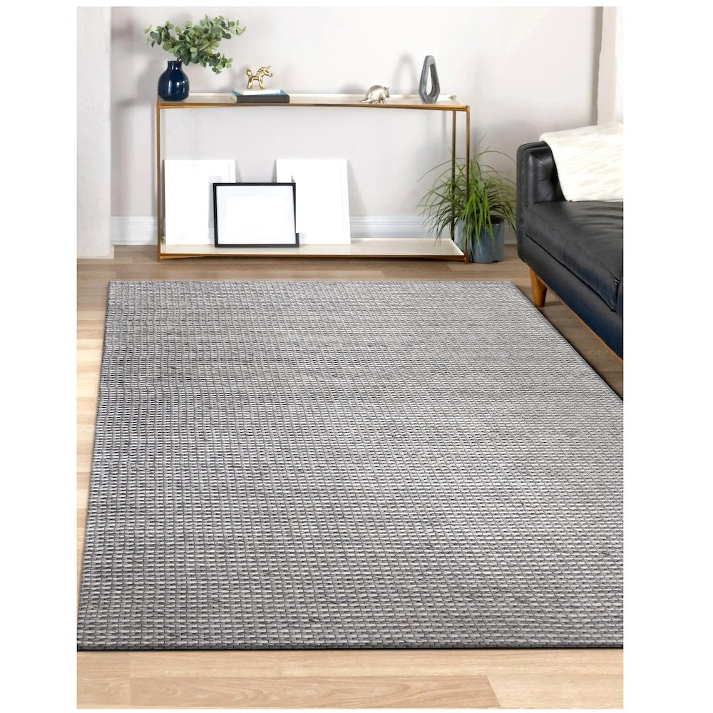 Bergen Wool Blend Area Rug Indoor in Gray/Silver, 2' x 3'