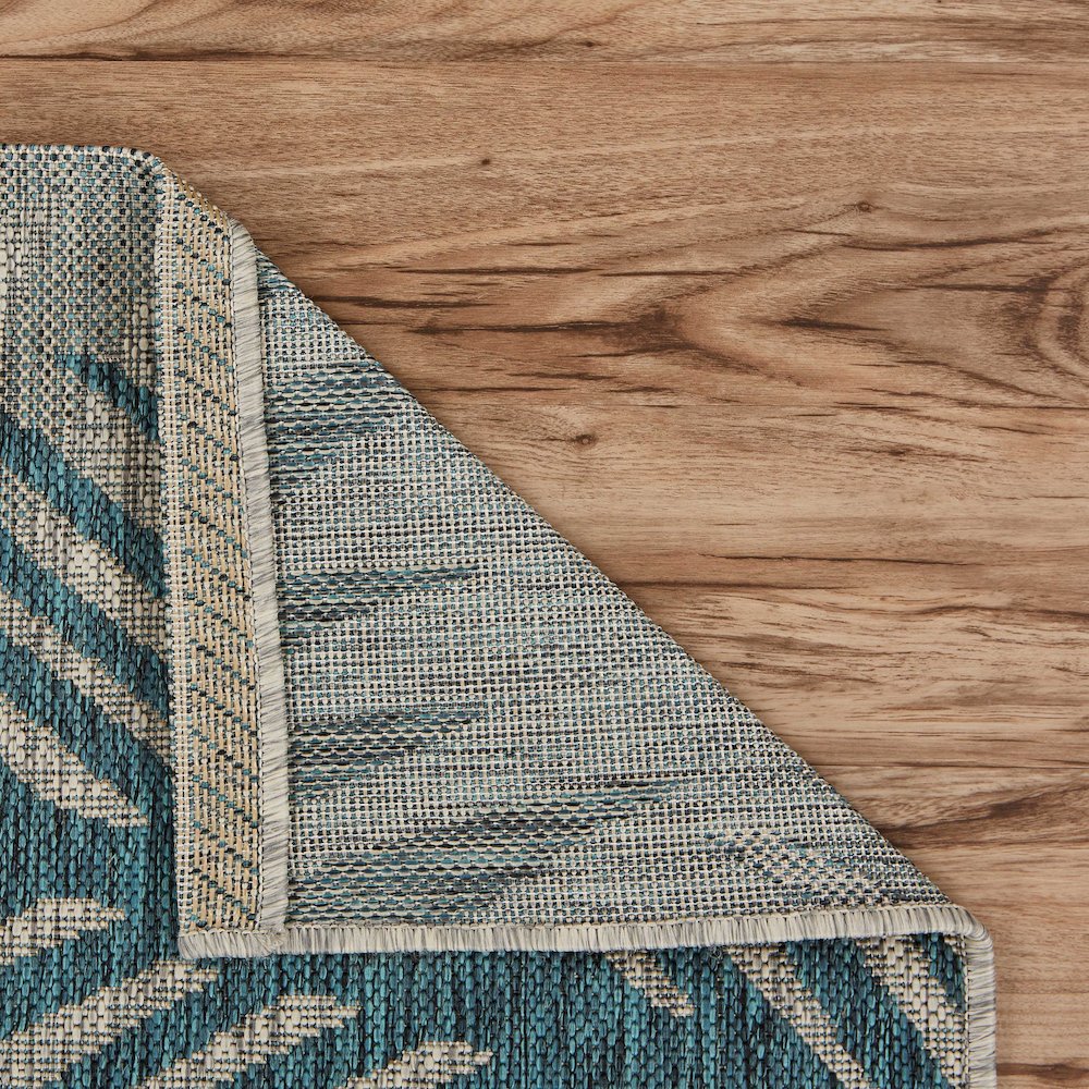 Captiva Durable Performance Area Rug Outdoor in Blue/Gray, 5' x 7'