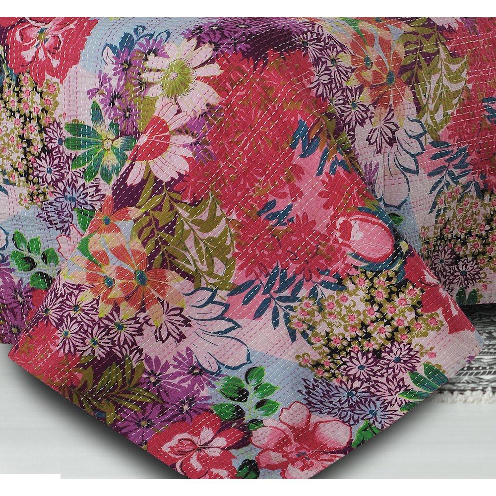 Coverlet Cotton in Red 86" x 91"