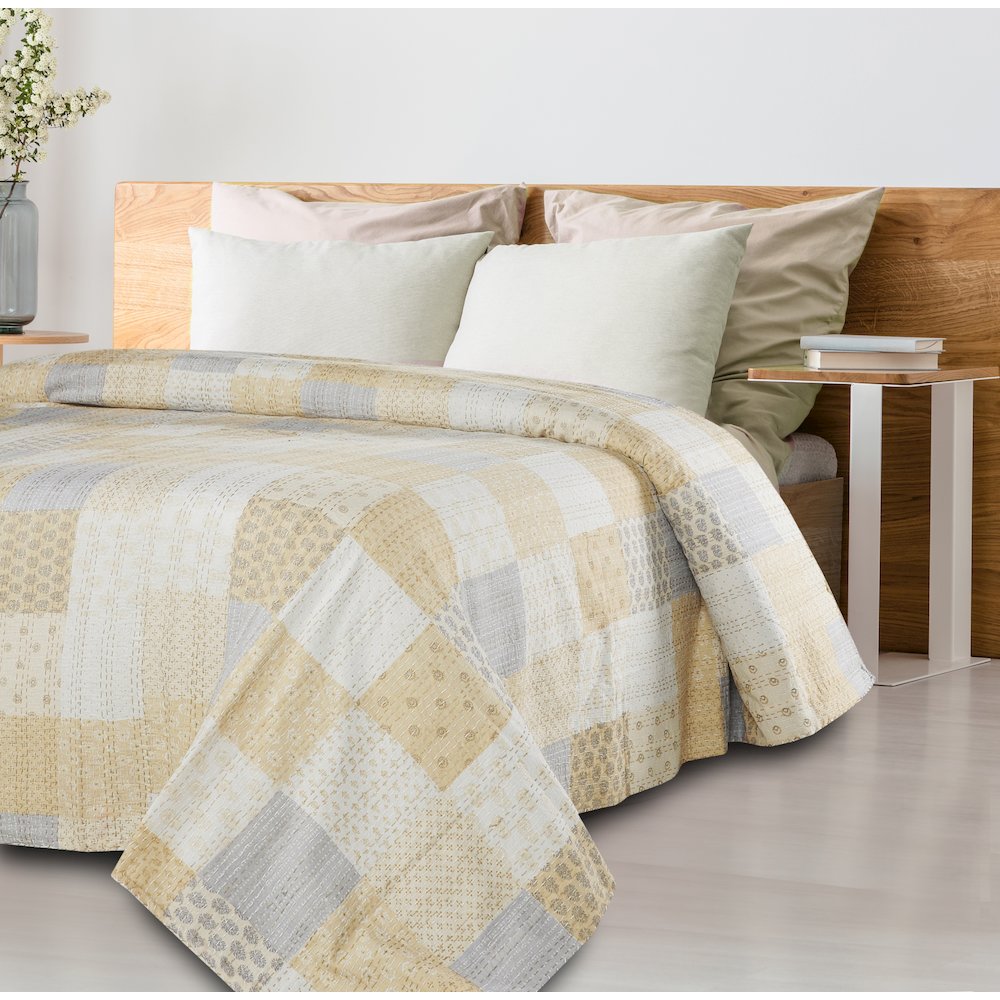 Coverlet Cotton in Cream 86" x 91"