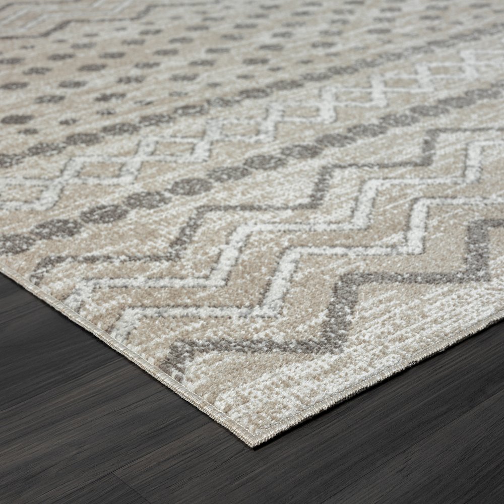 Lanham Durable Performance Area Rug Indoor in Beige/Gray, 7'9" x 9'9"