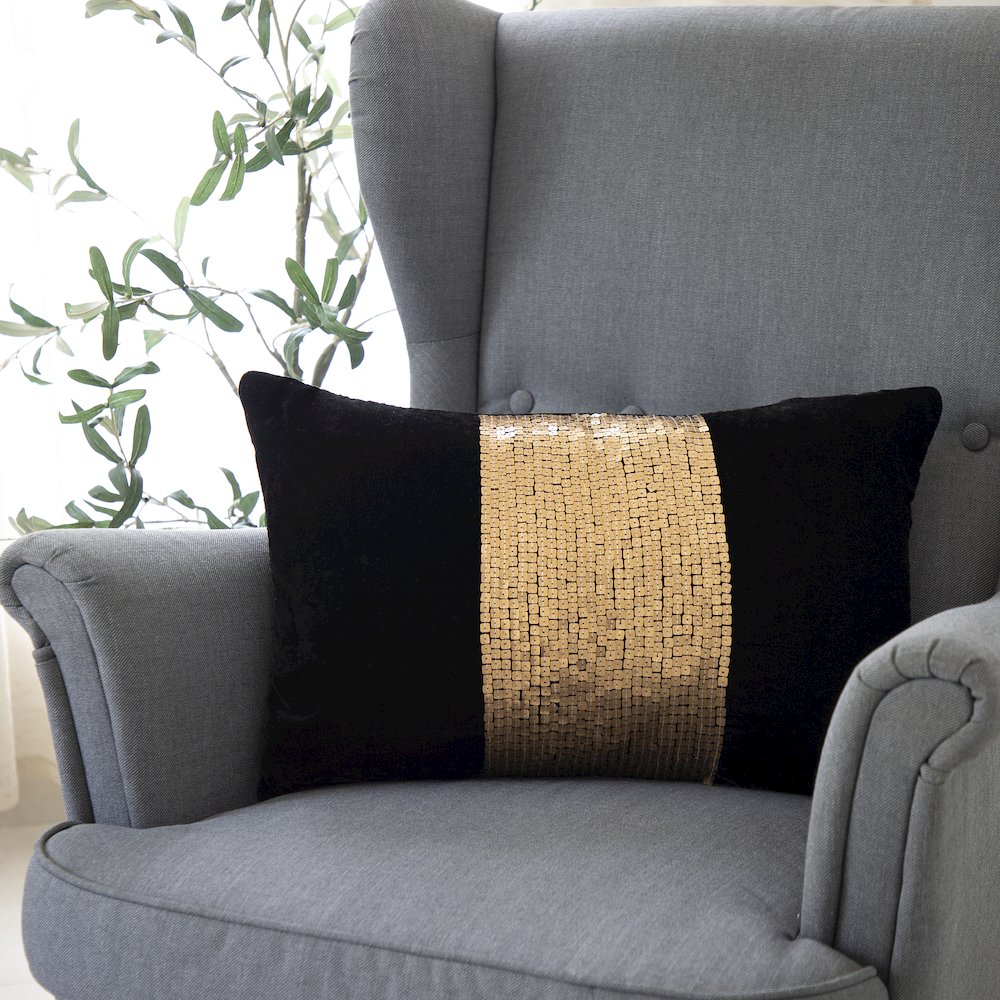 Cosmopolitan Performance Poly Filled Pillow in Black/Gold, 16" x 24"
