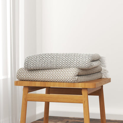 Blue/White Diamond All-Natural Cotton Throw Blanket