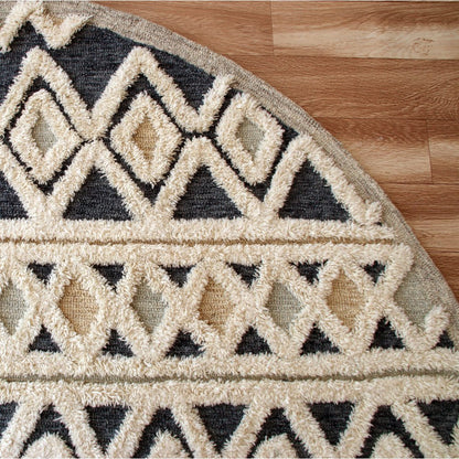 Tufted Geometric Diamonds and Stripes Round Rug