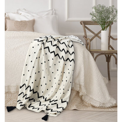 Avant-Garde Black/White Chevron/Dot Hand-Woven All-Natural Cotton Throw Blanket