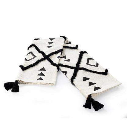 Avant-Garde Black/White Diamond Hand-Woven All-Natural Cotton Throw Blanket