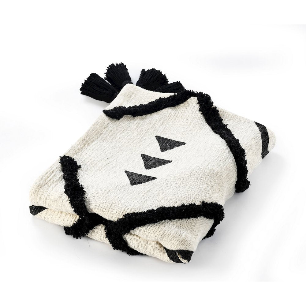 Avant-Garde Black/White Diamond Hand-Woven All-Natural Cotton Throw Blanket