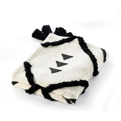 Avant-Garde Black/White Diamond Hand-Woven All-Natural Cotton Throw Blanket