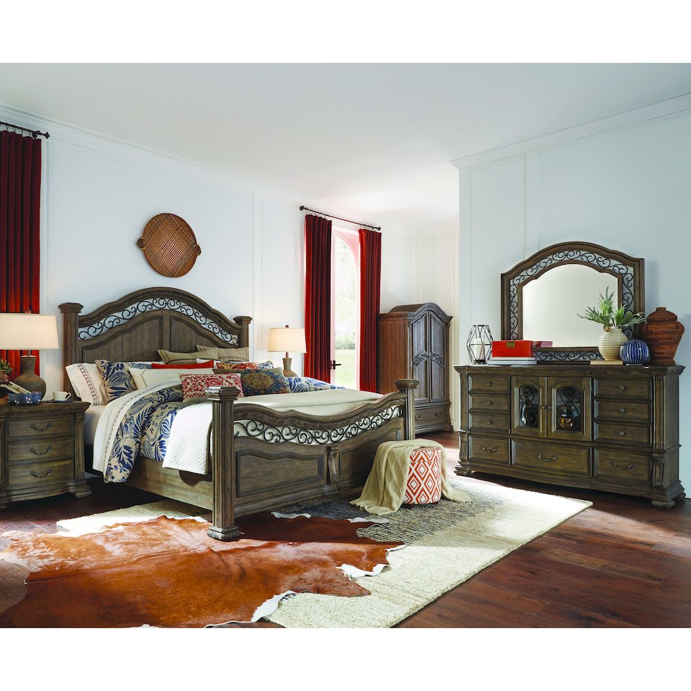 Durango Willadeene Brown King Panel Bed