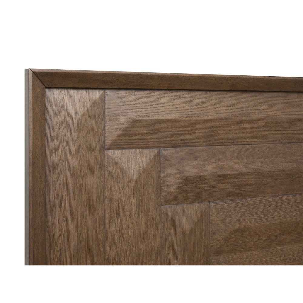 Callisto Bourbon Brown Queen Panel Bed