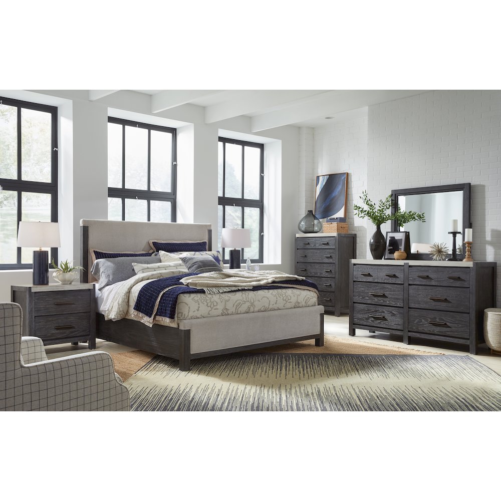 Plum Creek Ravenwood Black Drawer Nightstand