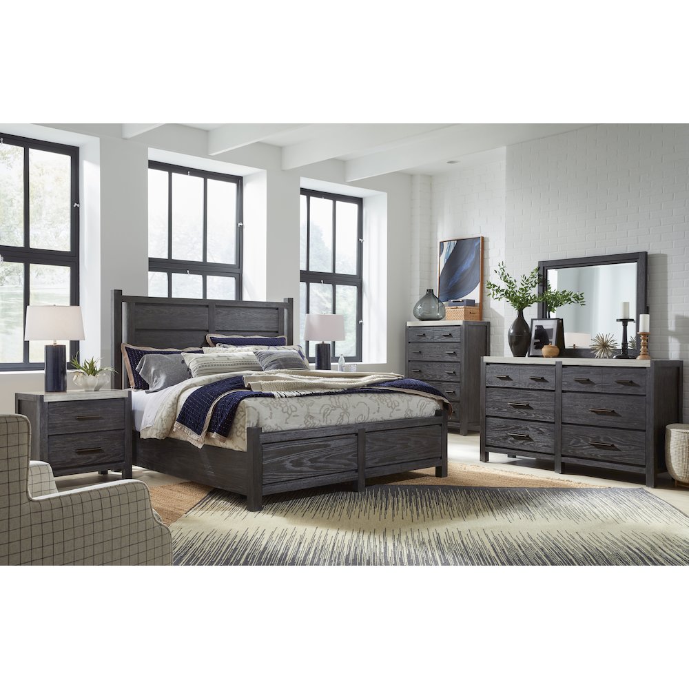 Plum Creek Ravenwood Black Drawer Nightstand