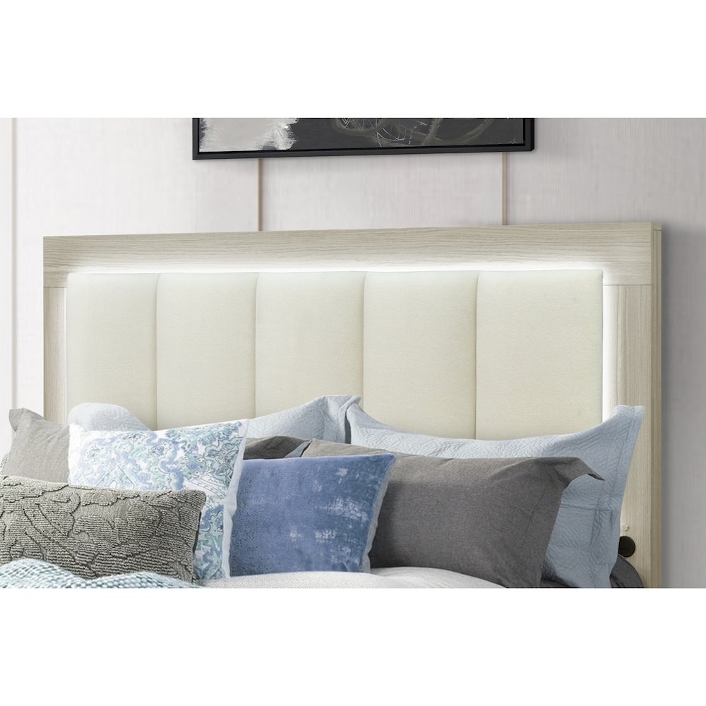 Emma Natural/White Full Bed With Led And Usb