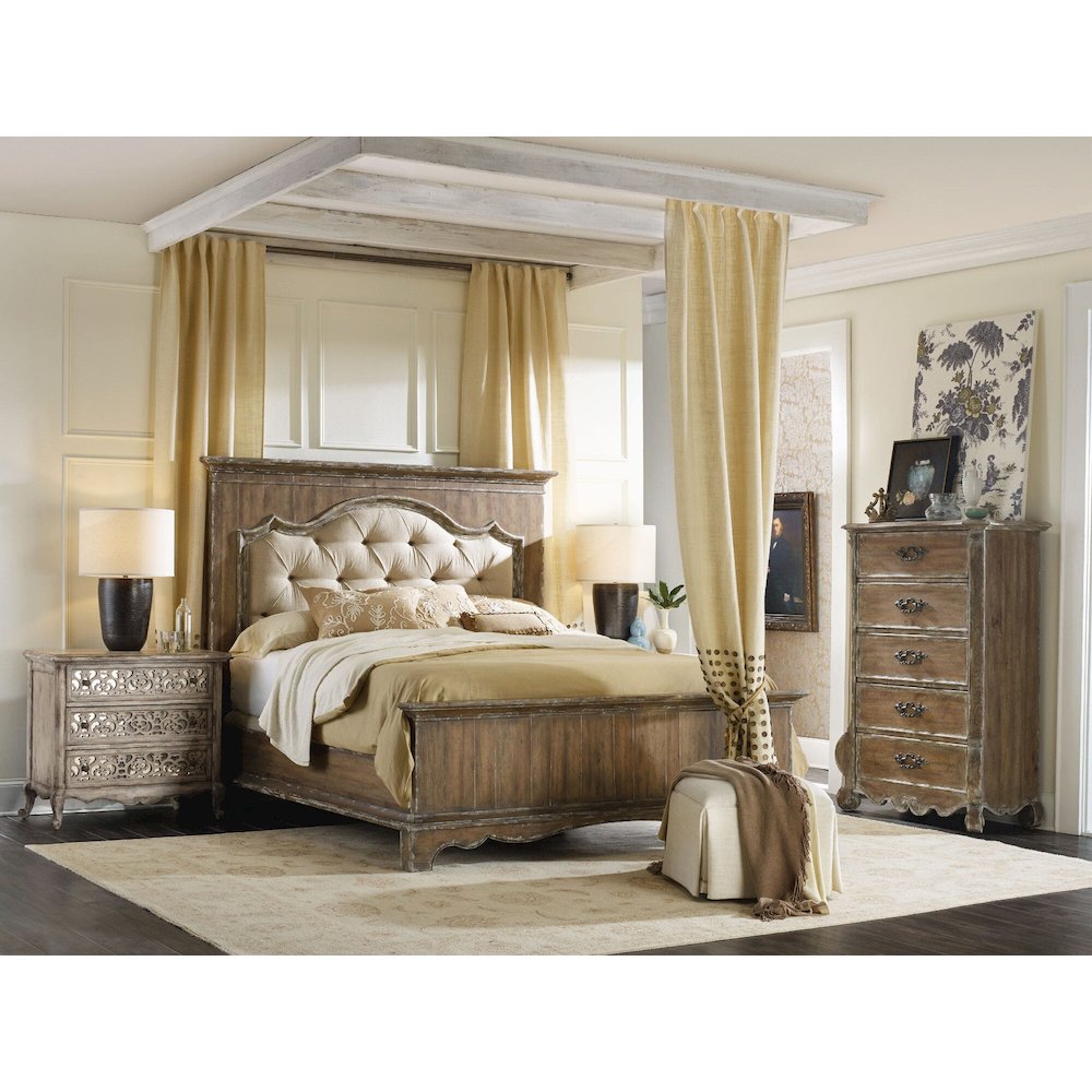 Hooker Furniture Chatelet 5 Drawer Chest in Caramel Froth